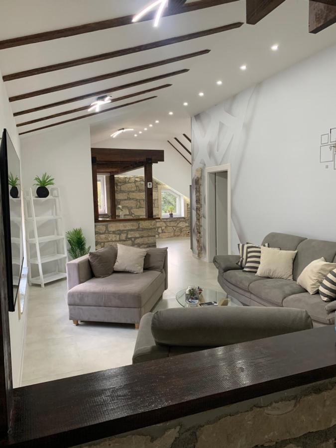Kartal Centar Apartment Bihać Екстериор снимка